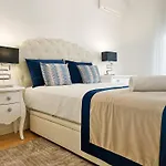 Prestige Entire 3 Bedroom Luxury * Lisbon