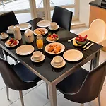 Prestige Entire 3 Bedroom Luxury Apartment