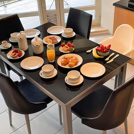 Prestige Entire 3 Bedroom Luxury Lägenhet