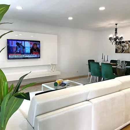 Prestige Luxury Apartment *